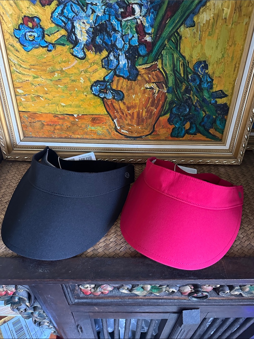 Lululemon Adjustable Visor - Black & Red